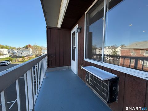 Tiny photo for 69 Cove Road #B9, Stamford, CT 06902 (MLS # 24170738)