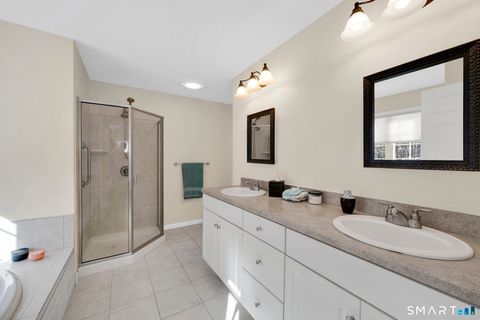 Tiny photo for 5 South Hollow #5, East Hampton, CT 06424 (MLS # 24152506)