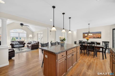 Tiny photo for 5 South Hollow #5, East Hampton, CT 06424 (MLS # 24152506)