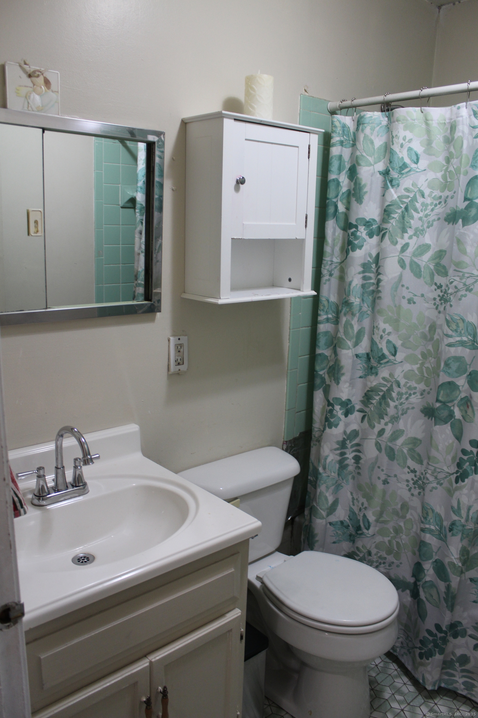 9 Bromley Court, Hamden, Connecticut image 21