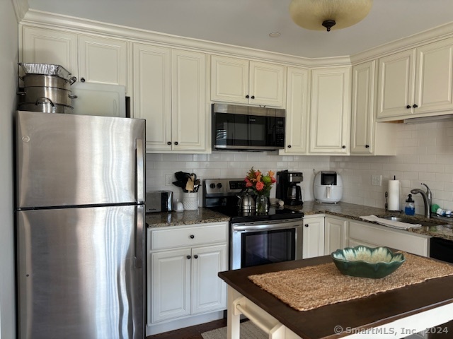 67 West Main Street 323