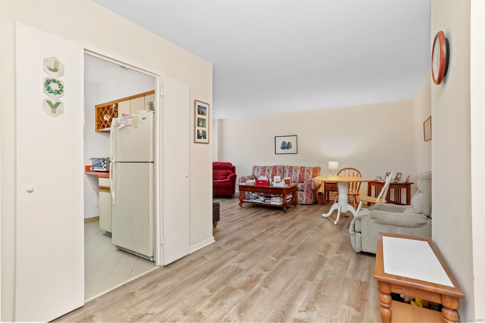 44 Strawberry Hill Avenue APT 1H