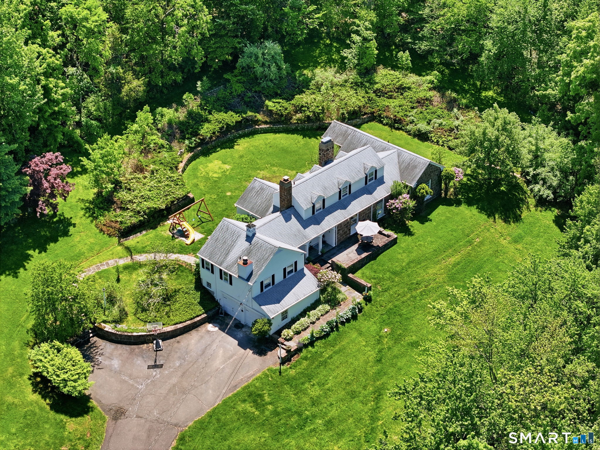401 Preston Avenue