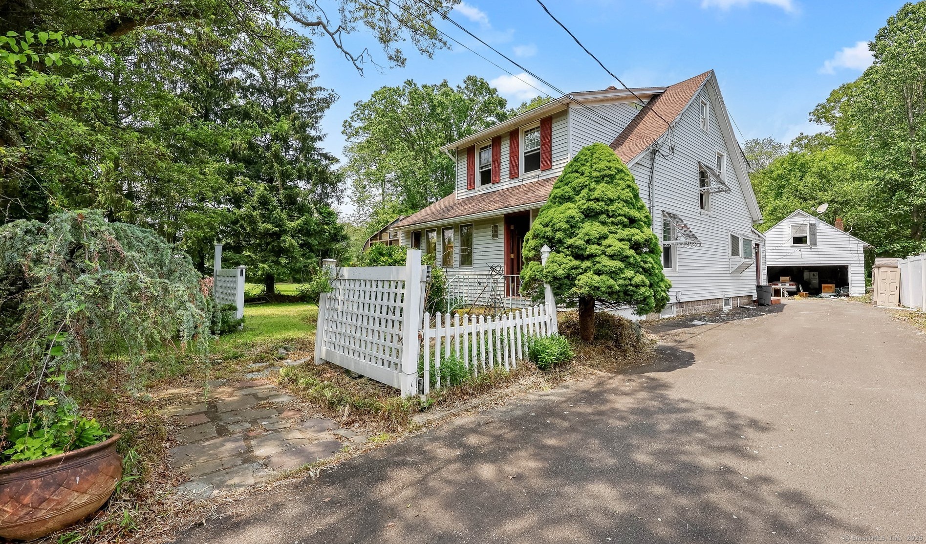283 Derby Avenue