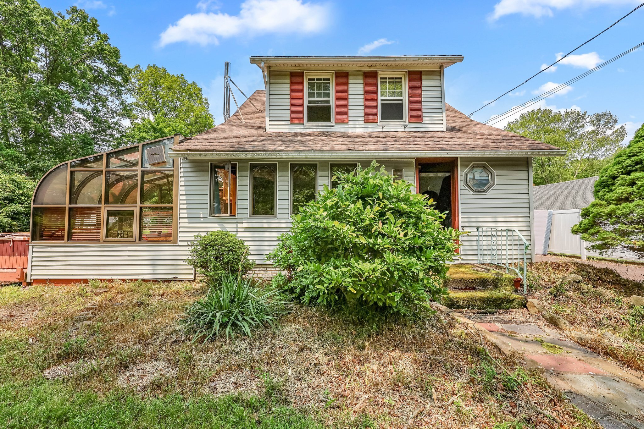 283 Derby Avenue