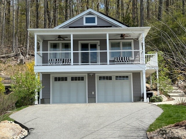 543 East Wakefield Boulevard