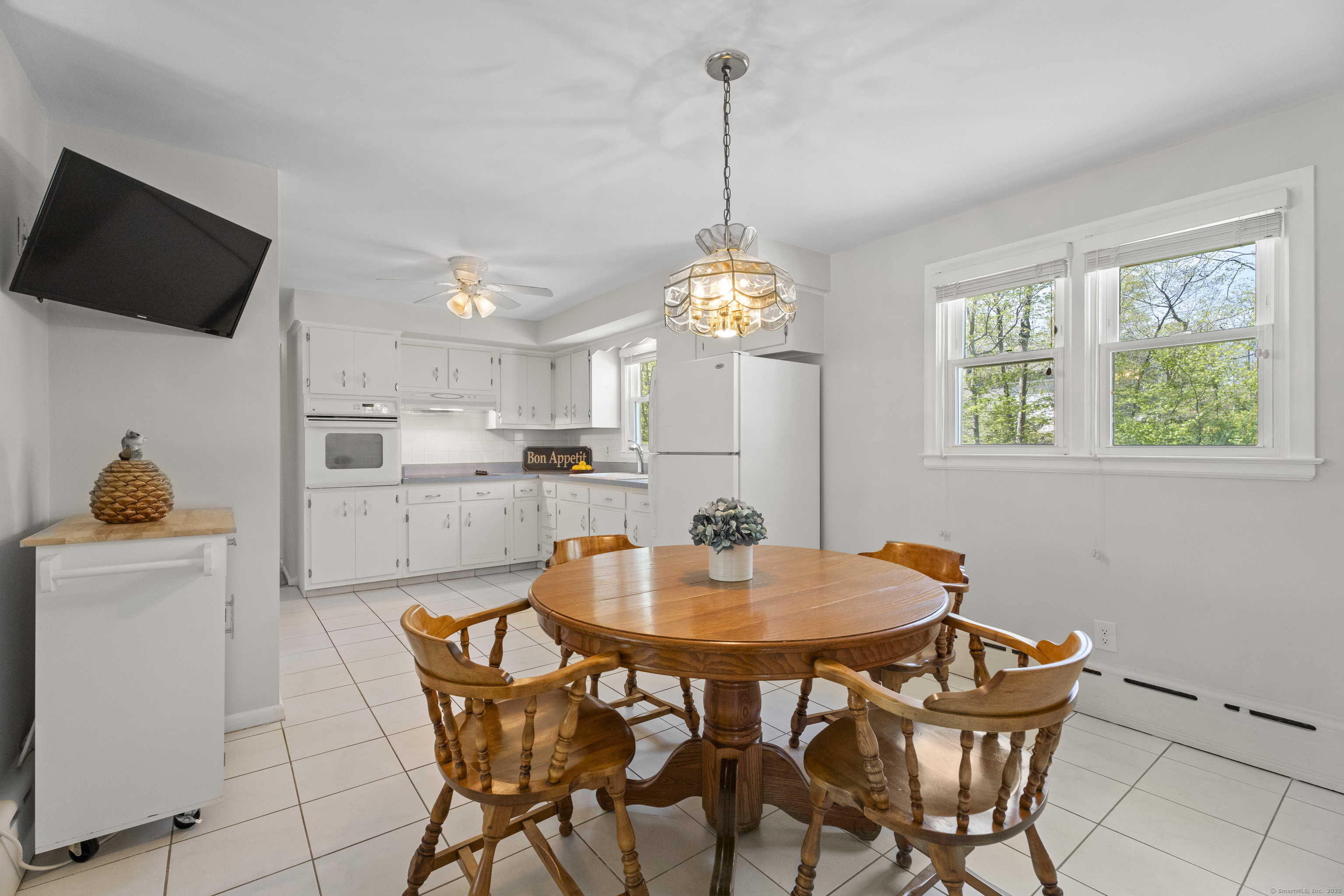 75 Summit Drive, North Branford, Connecticut image 7