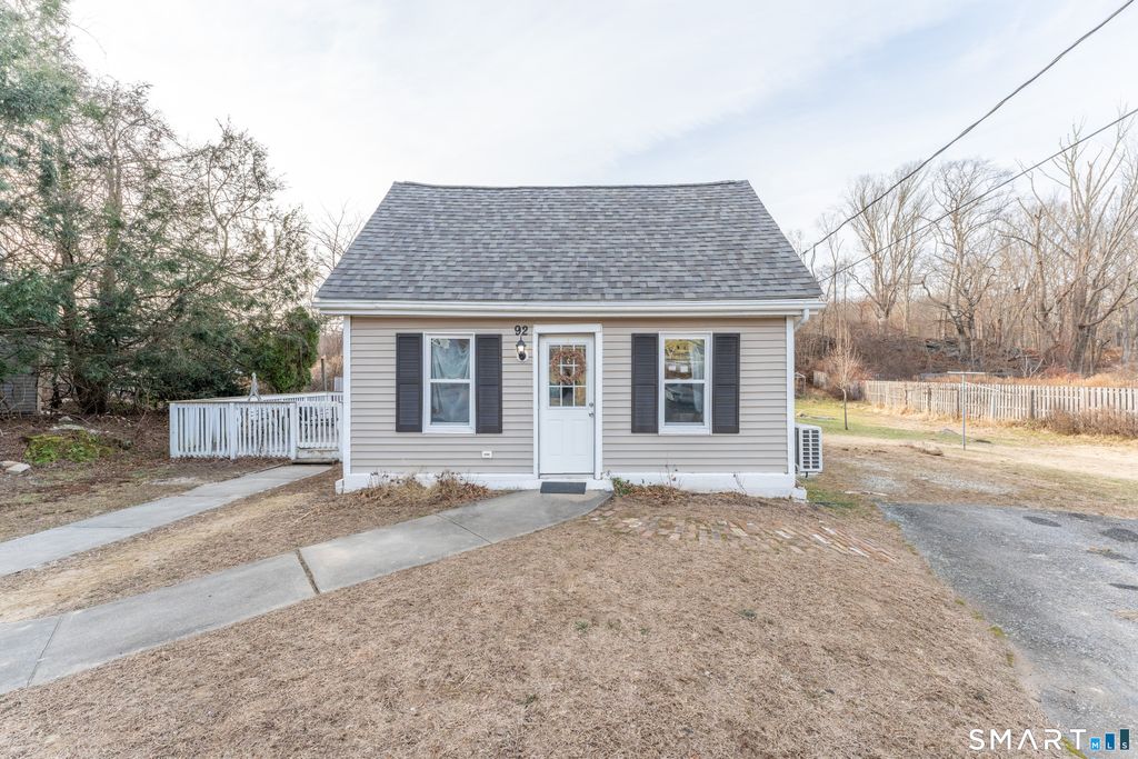 Photo of 92 Hunters Avenue, Norwich, CT 06380 (MLS # 24144211)