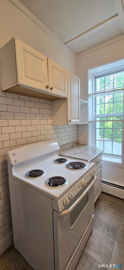 Tiny photo for 221 Broadway #3, Norwich, CT 06360 (MLS # 24194310)