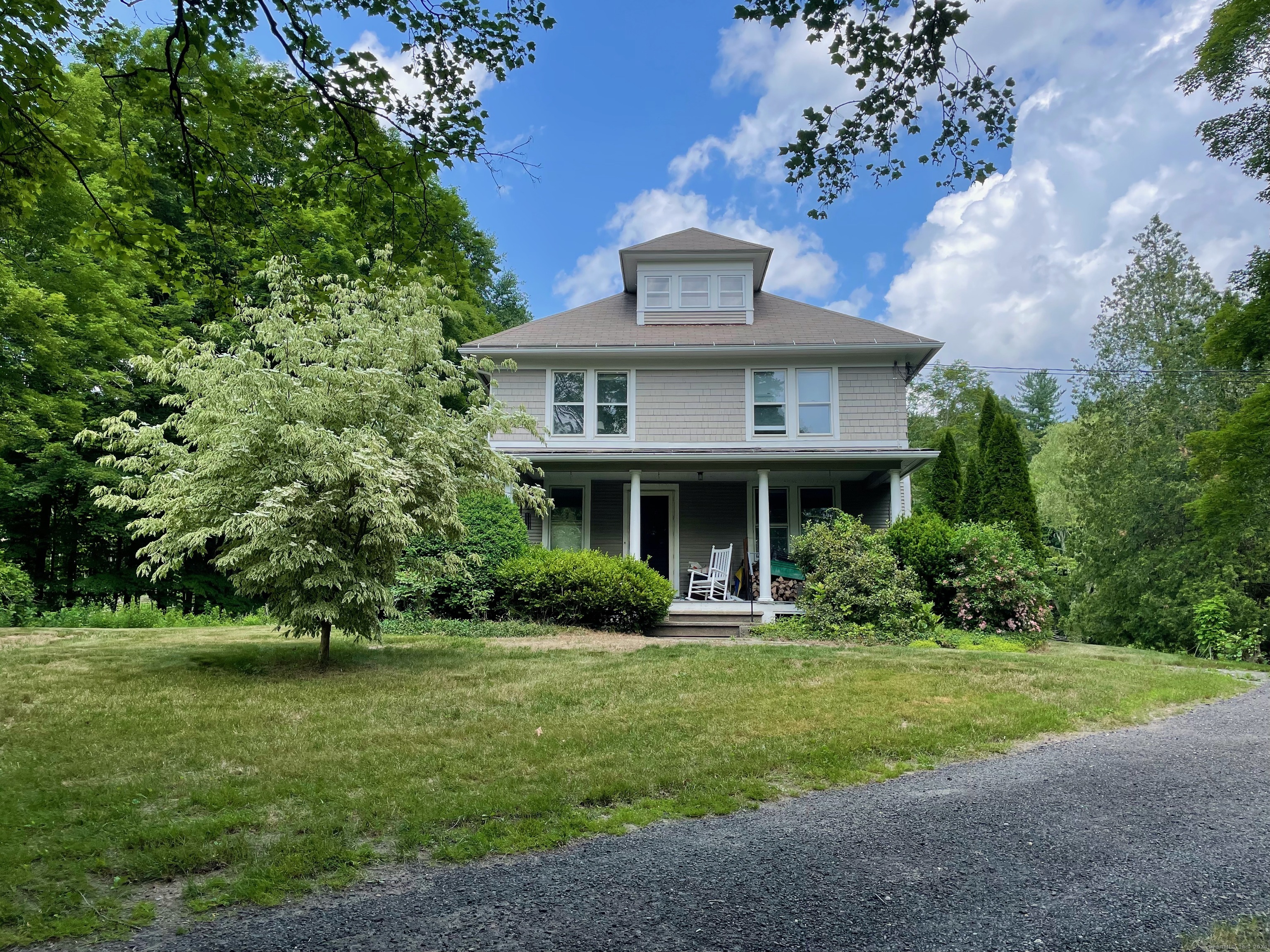 Photo 1 of Washington Road, Woodbury, Connecticut, $549,000, Web #: 24002284