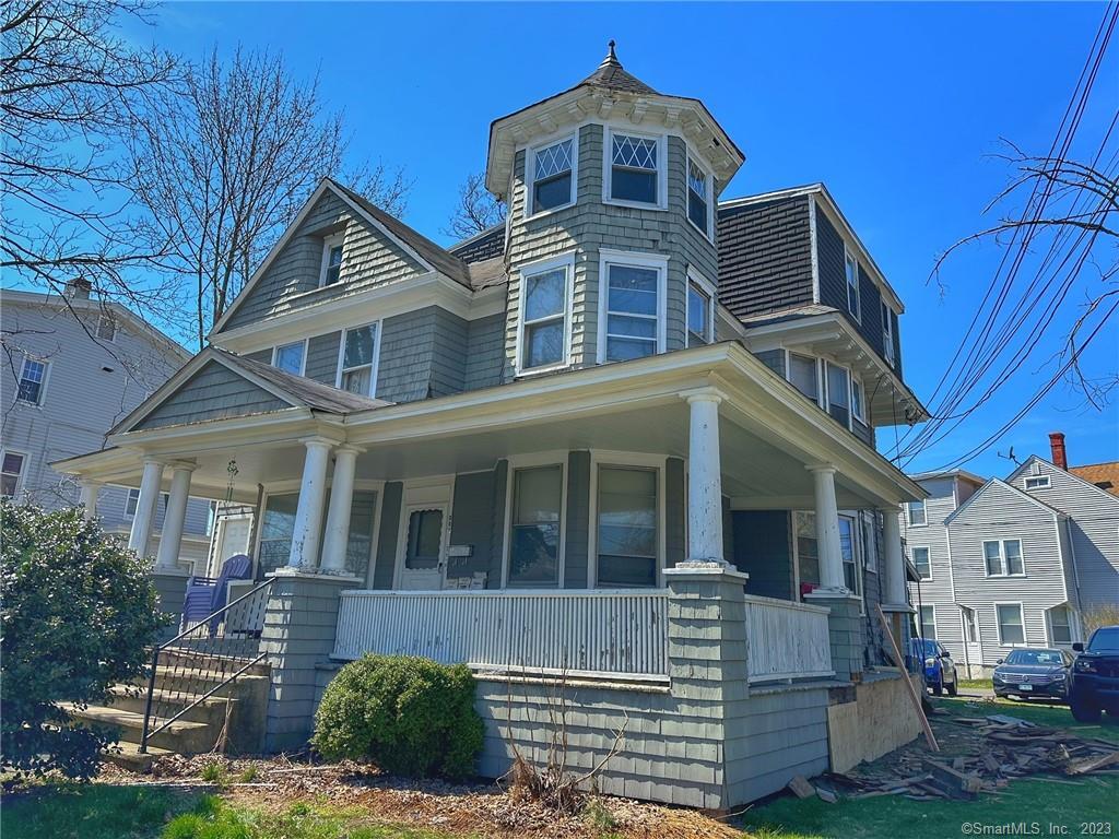 Flax Hill Road 3, Norwalk, Connecticut - 1 Bedrooms  
1 Bathrooms  
3 Rooms - 