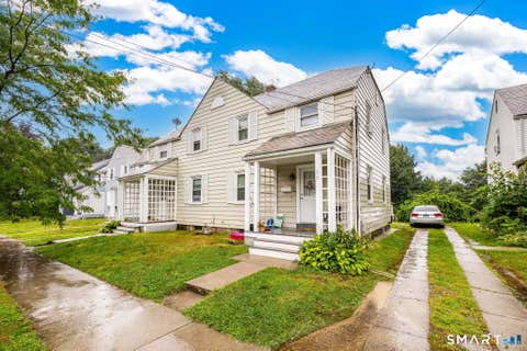Multifamily For Sale - 11 Colver Street<br/> New London, CT 06320