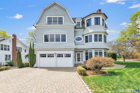 Photo of 126 Fifth Avenue, Milford, CT 06460 (MLS # 24169211)