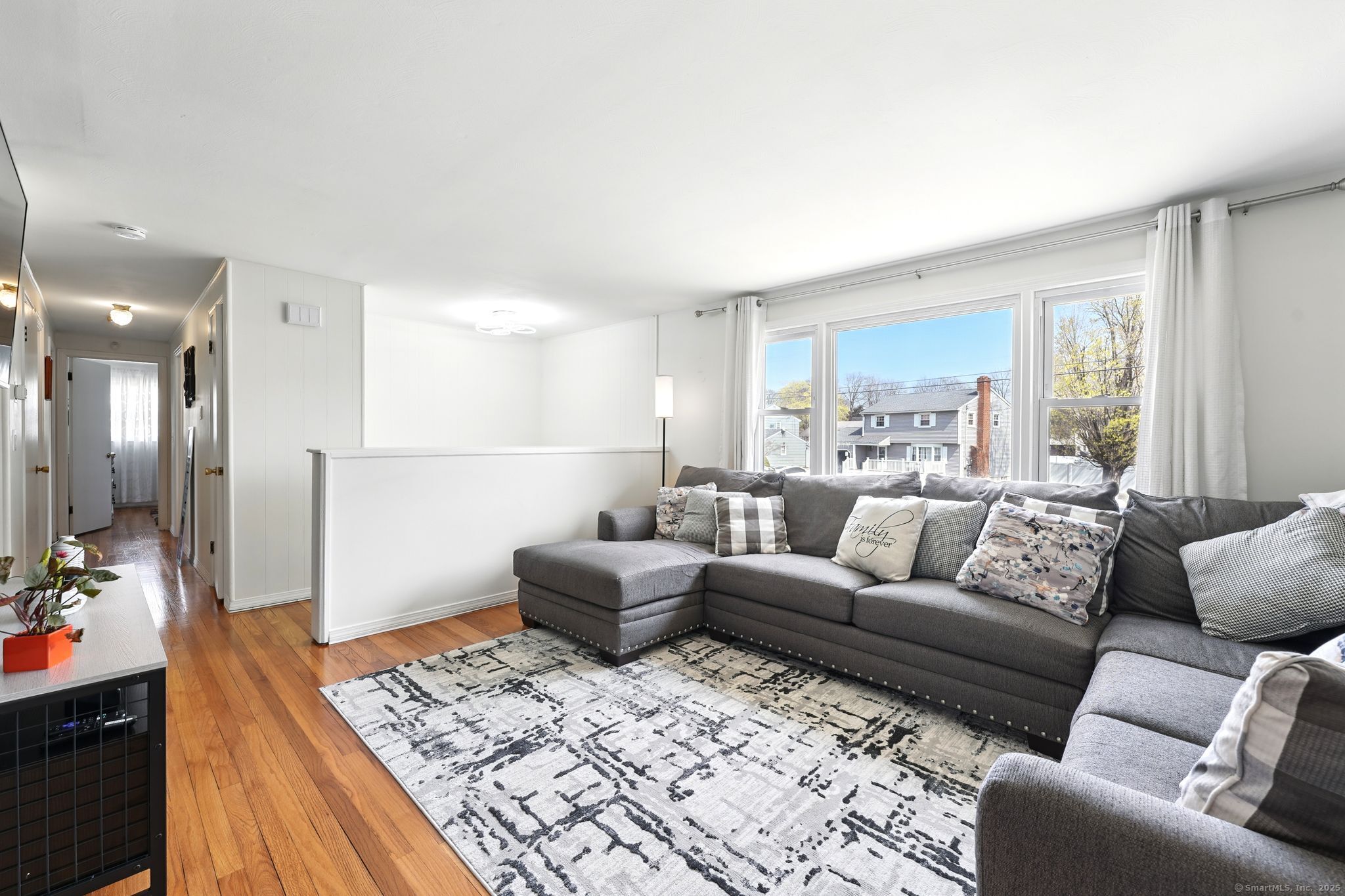 94 Mohawk Drive, East Hartford, Connecticut image 9