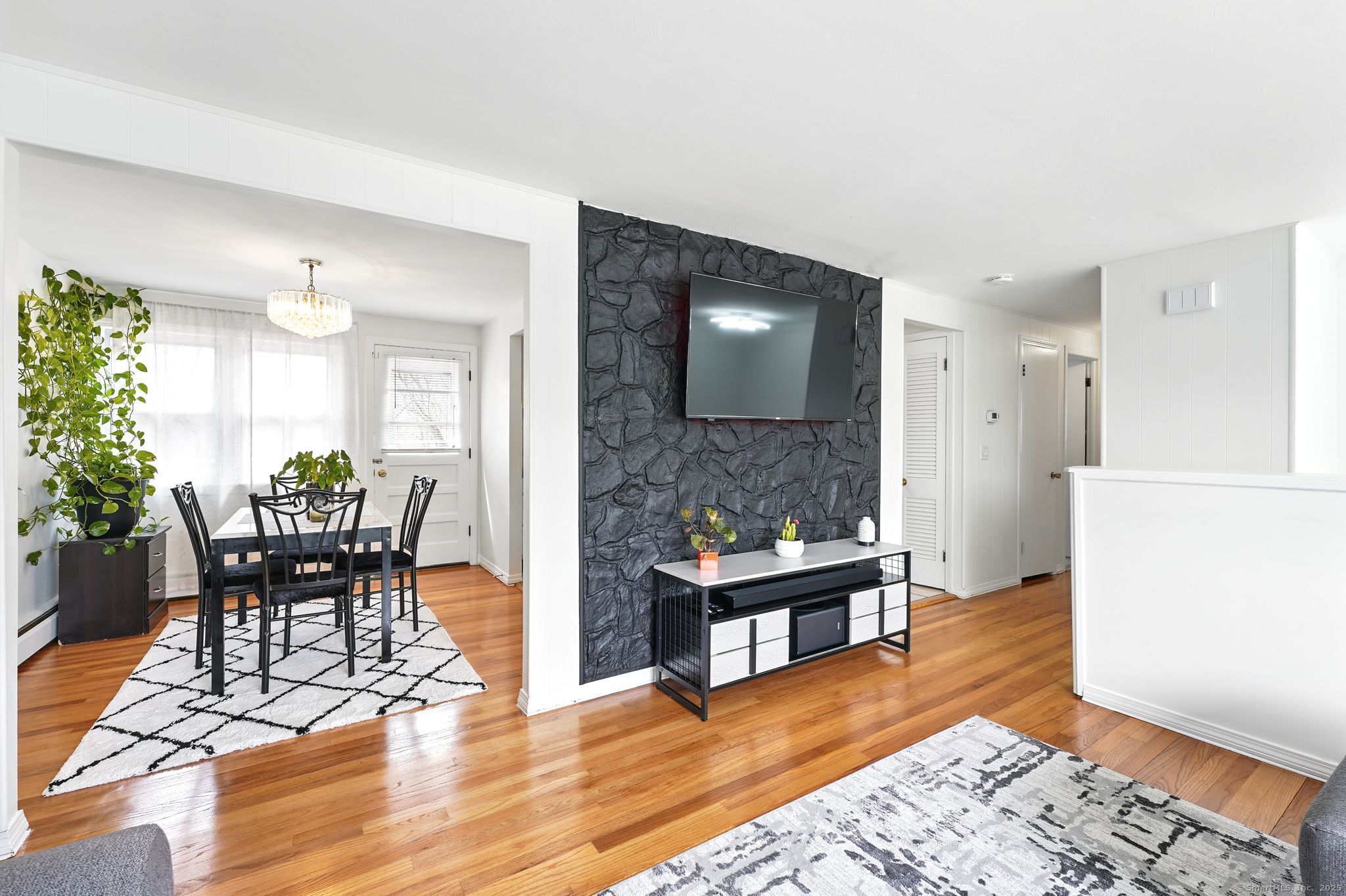 94 Mohawk Drive, East Hartford, Connecticut image 10