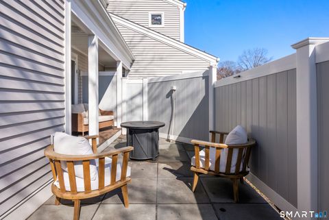 Tiny photo for 175 S End Road #B10, East Haven, CT 06512 (MLS # 24158488)