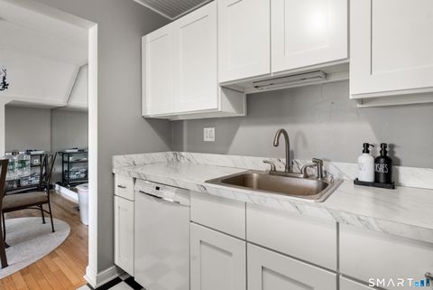 Tiny photo for 175 S End Road #B10, East Haven, CT 06512 (MLS # 24158488)