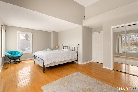 Tiny photo for 175 S End Road #B10, East Haven, CT 06512 (MLS # 24158488)