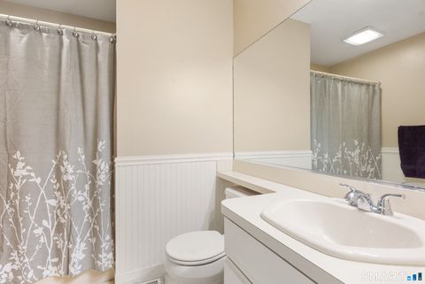 Tiny photo for 175 S End Road #B10, East Haven, CT 06512 (MLS # 24158488)