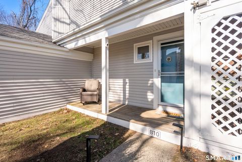 Tiny photo for 175 S End Road #B10, East Haven, CT 06512 (MLS # 24158488)