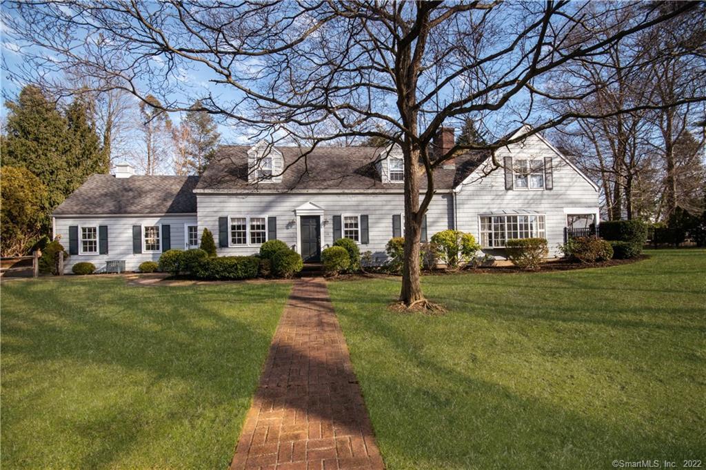 Photo 1 of 18 Seagate Road, Darien, Connecticut, $1,260,000, Web #: 170266201