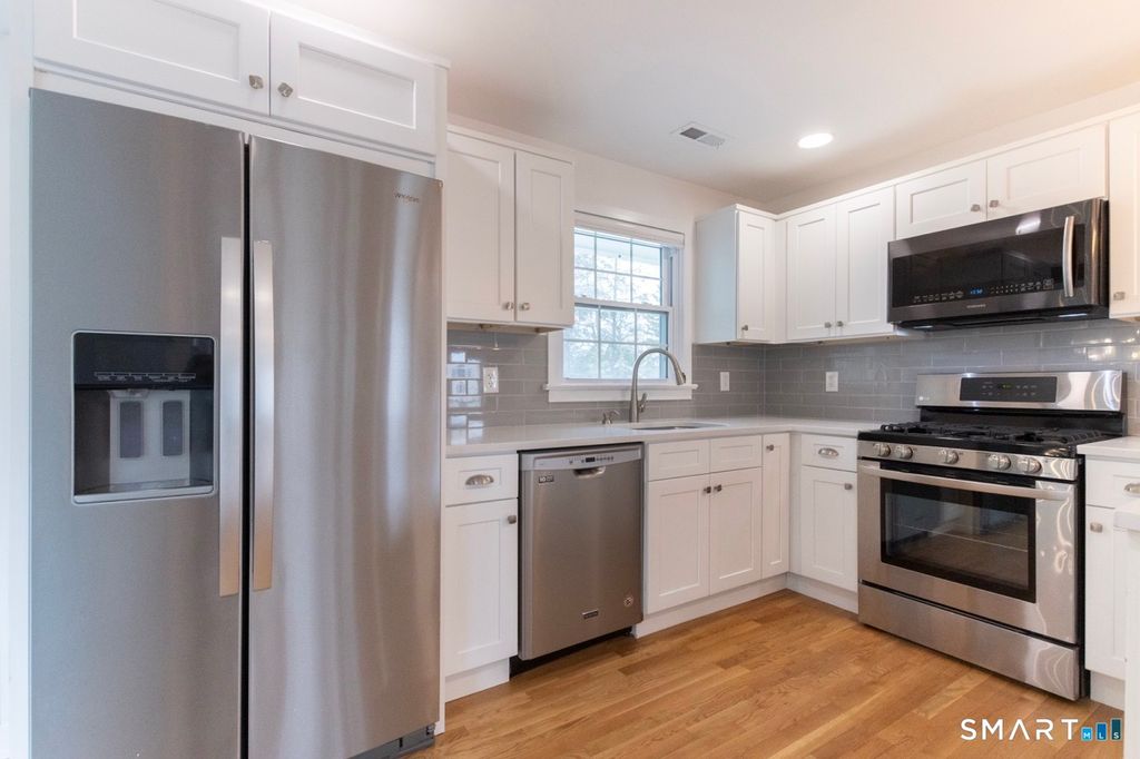 Photo of 18 Maple Street, Trumbull, CT 06611 (MLS # 24167395)