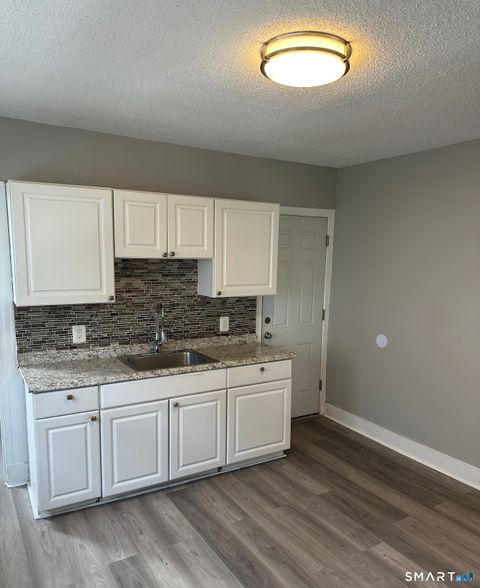 Tiny photo for 59 Sherbrooke Avenue, Hartford, CT 06106 (MLS # 24146891)