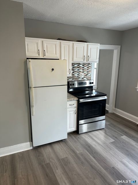 Tiny photo for 59 Sherbrooke Avenue, Hartford, CT 06106 (MLS # 24146891)