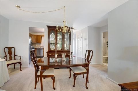 Tiny photo for 1400 Hartford Turnpike #APT 25, North Haven, CT 06473 (MLS # 24144028)