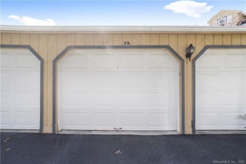 Tiny photo for 1400 Hartford Turnpike #APT 25, North Haven, CT 06473 (MLS # 24144028)