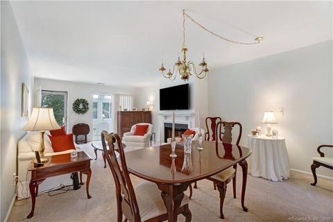 Tiny photo for 1400 Hartford Turnpike #APT 25, North Haven, CT 06473 (MLS # 24144028)