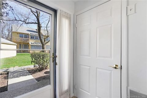 Tiny photo for 1400 Hartford Turnpike #APT 25, North Haven, CT 06473 (MLS # 24144028)