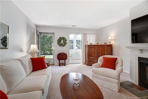 Tiny photo for 1400 Hartford Turnpike #APT 25, North Haven, CT 06473 (MLS # 24144028)