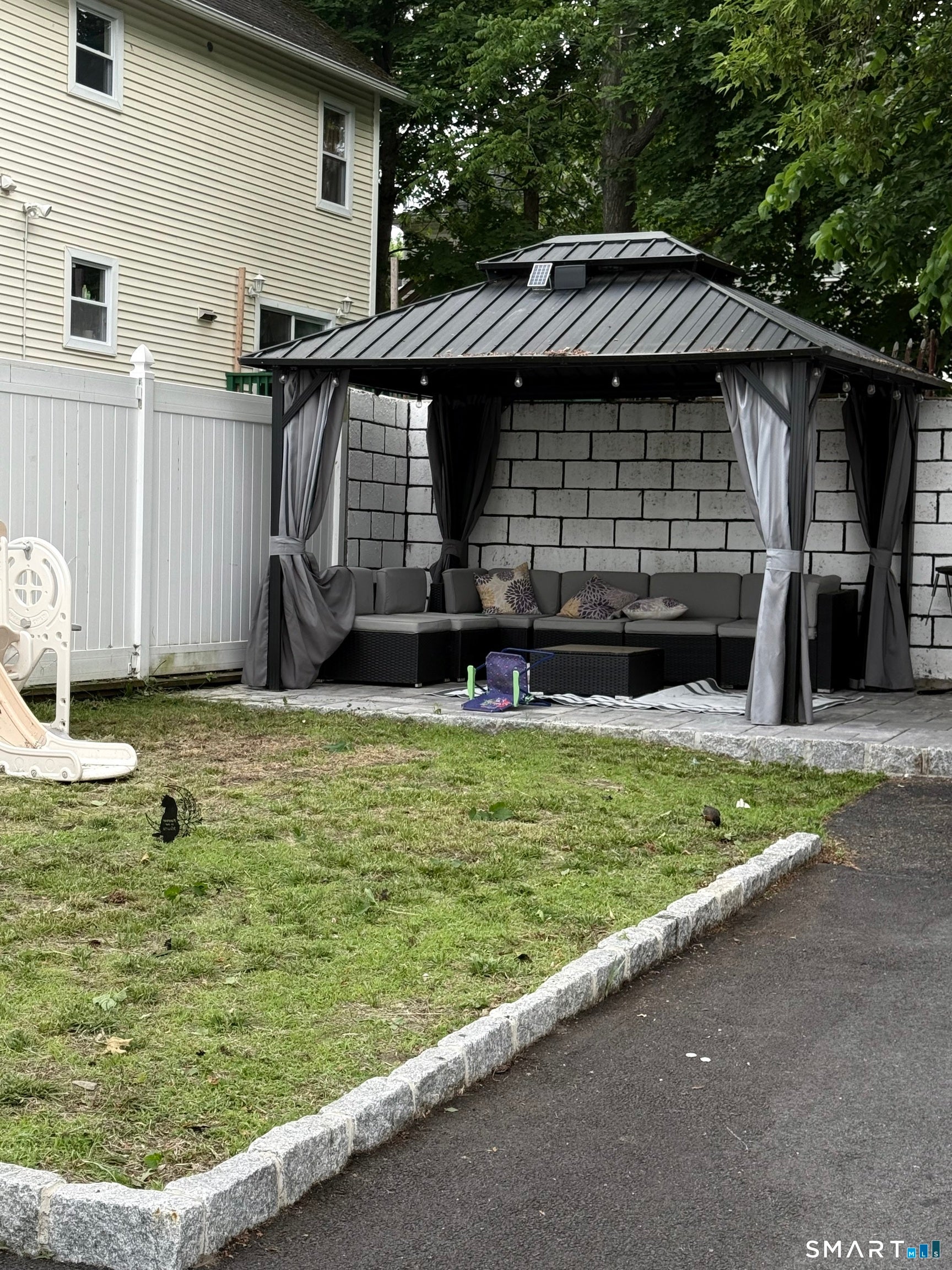 86 Washington Avenue