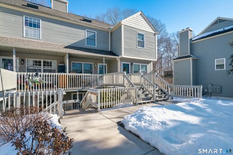 Photo of 39 Manorwood Drive #39, Branford, CT 06405 (MLS # 24154054)
