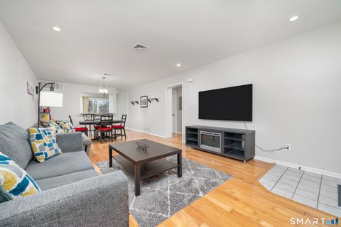 Tiny photo for 39 Manorwood Drive #39, Branford, CT 06405 (MLS # 24154054)