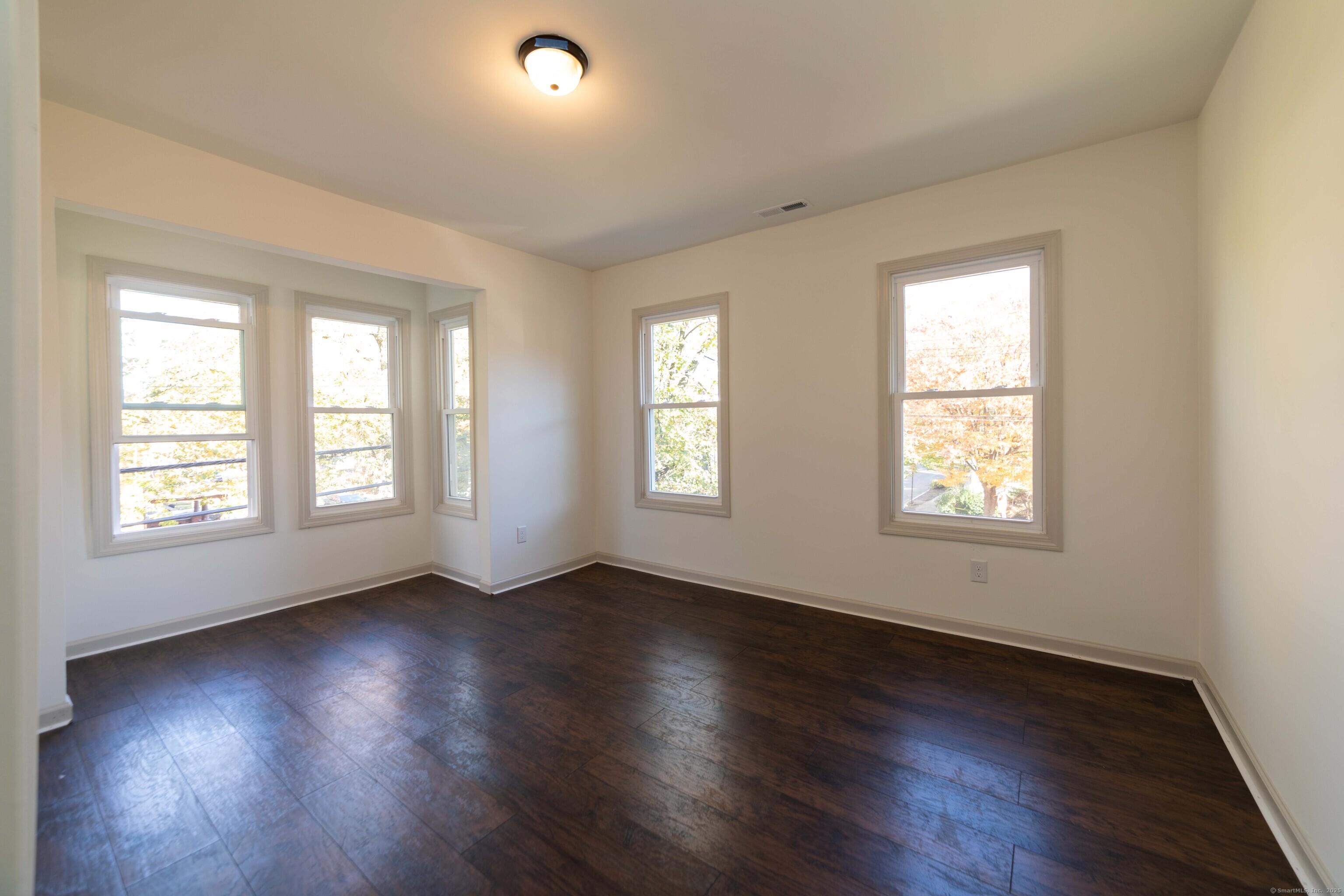 84 Sheffield Avenue 2