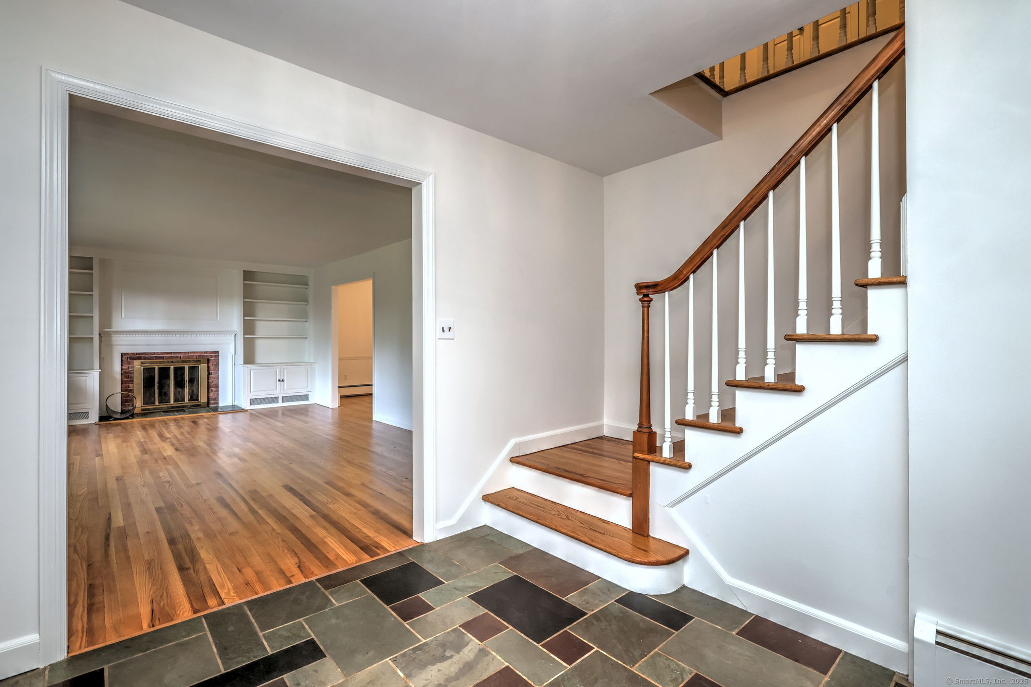 25 Zora Lane