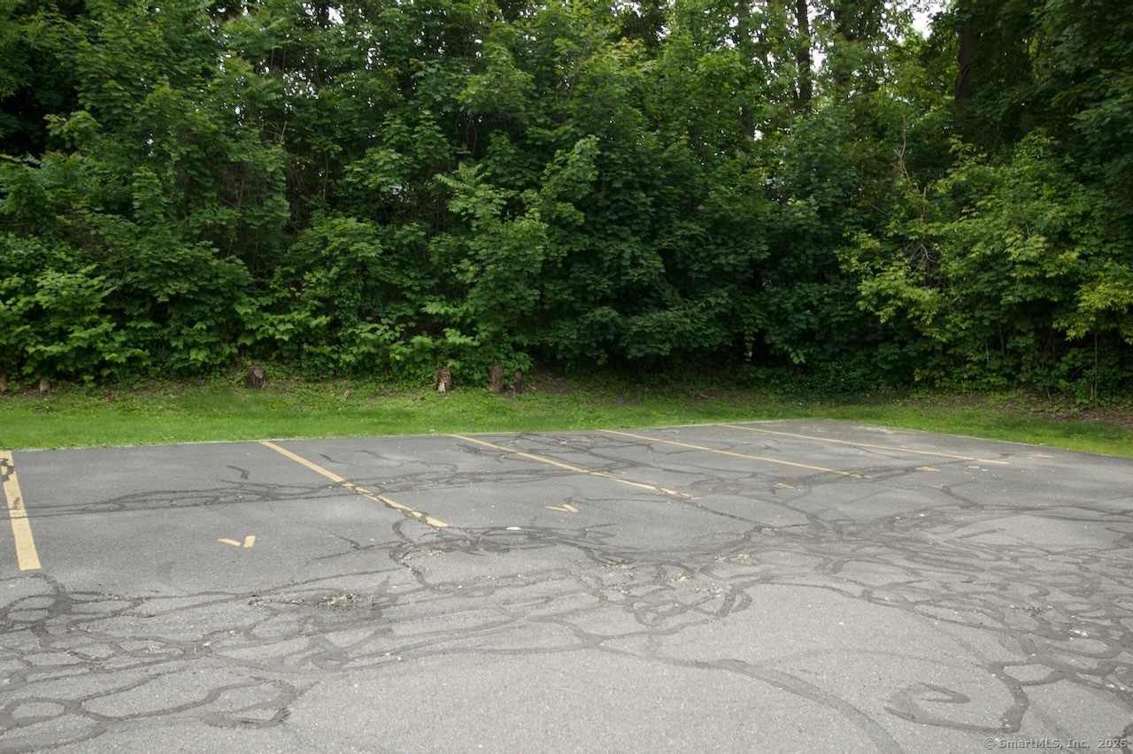 35 Mountain Village Road #15, Waterbury, Connecticut image 18