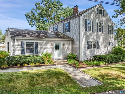 Tiny photo for 2 Fairfield Avenue, Darien, CT 06820 (MLS # 24199724)