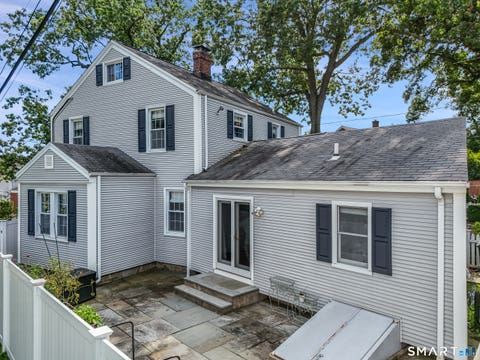 Tiny photo for 2 Fairfield Avenue, Darien, CT 06820 (MLS # 24199724)