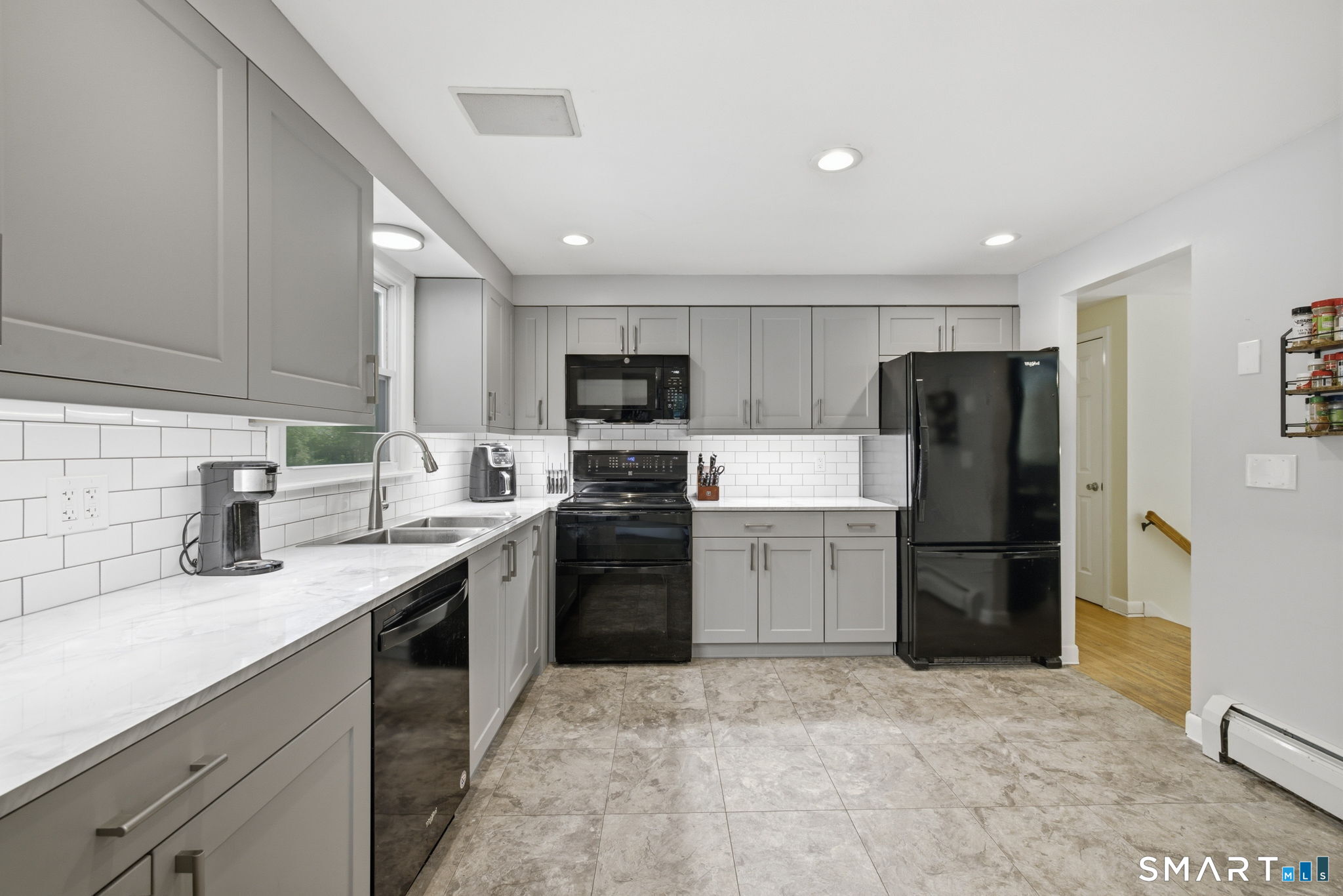 81 Warren Avenue