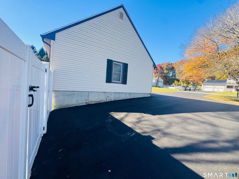 Tiny photo for 41 Bunny Lane, Brooklyn, CT 06234 (MLS # 24216658)