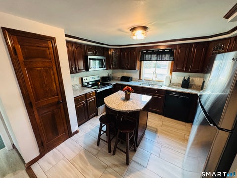 Tiny photo for 41 Bunny Lane, Brooklyn, CT 06234 (MLS # 24216658)