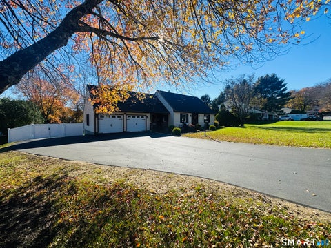 Photo of 41 Bunny Lane, Brooklyn, CT 06234 (MLS # 24216658)