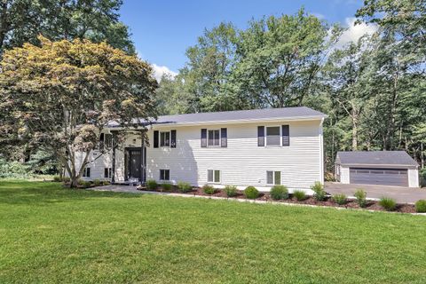 51 Great Oak Road Shelton CT 06484