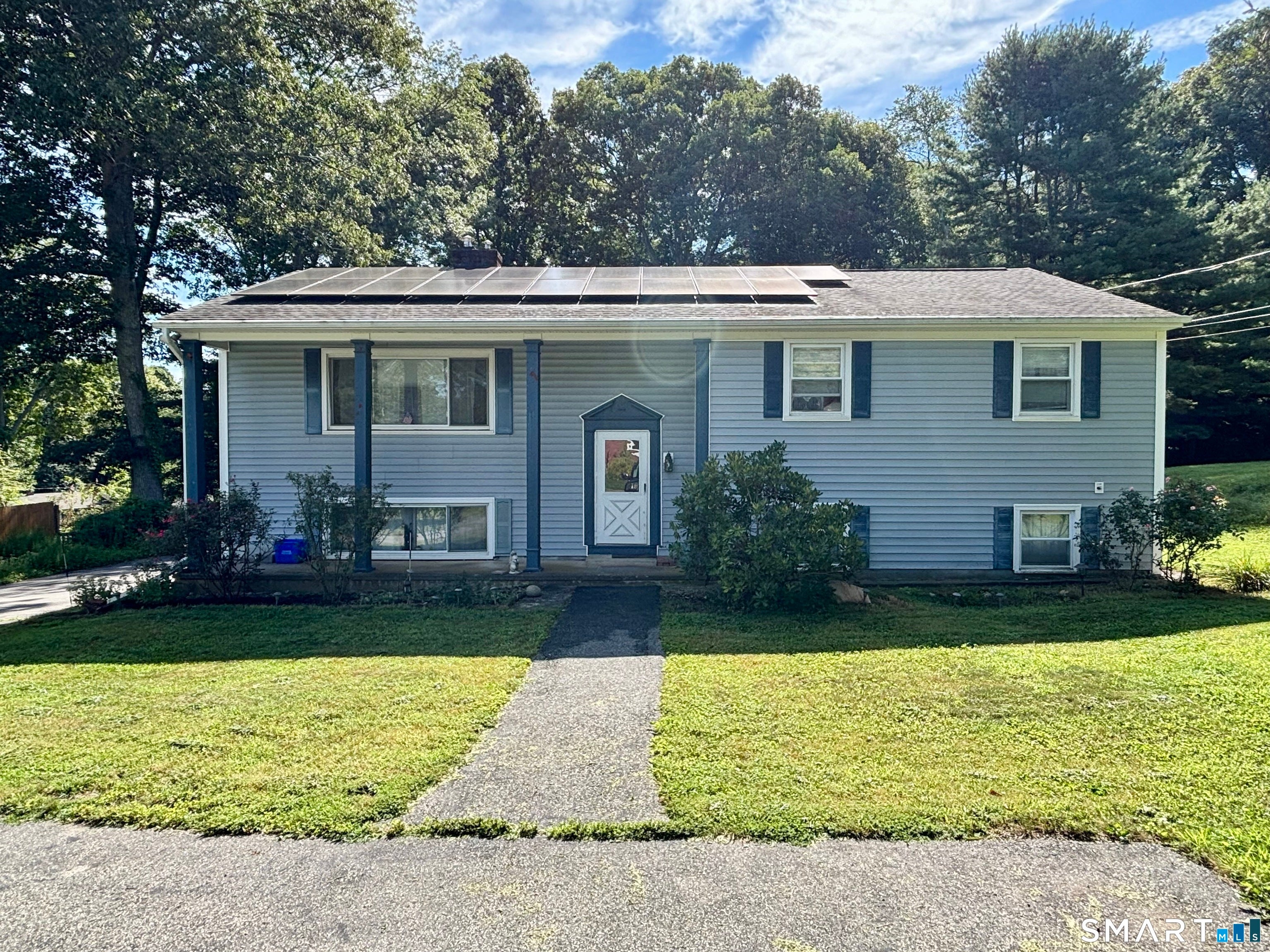 32 Pollys Lane