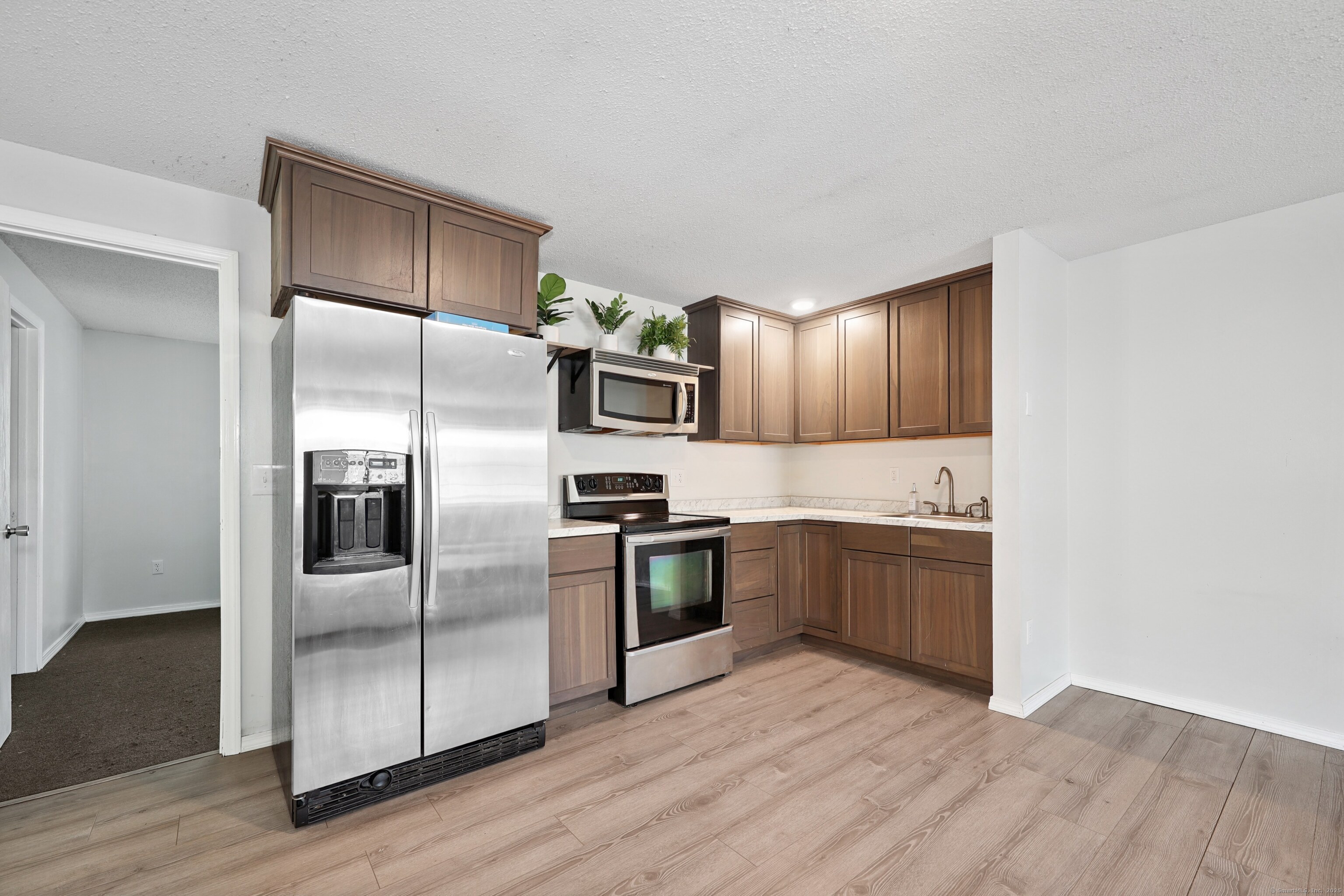 114 Bucks Hill Road 8