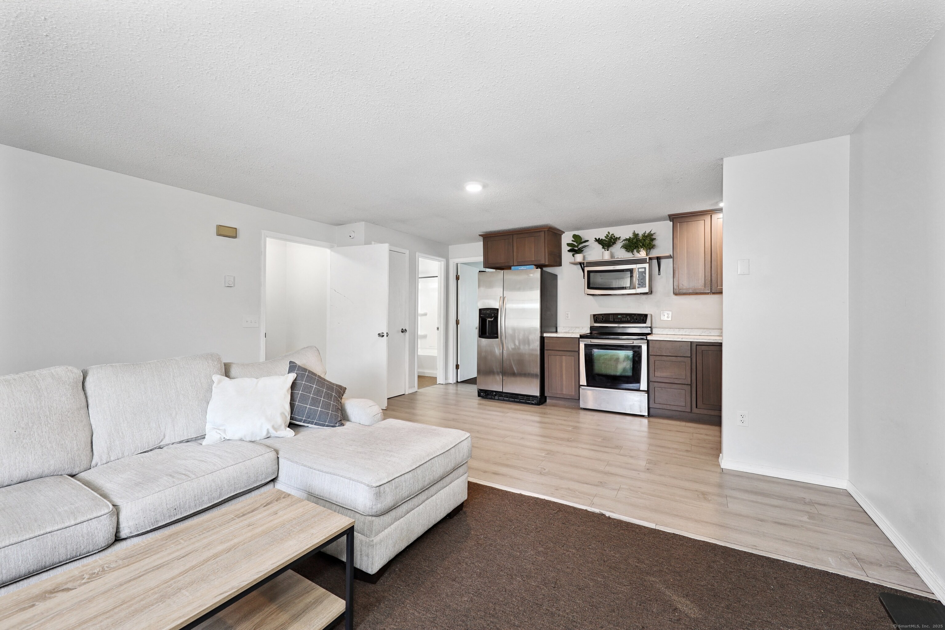 114 Bucks Hill Road 8