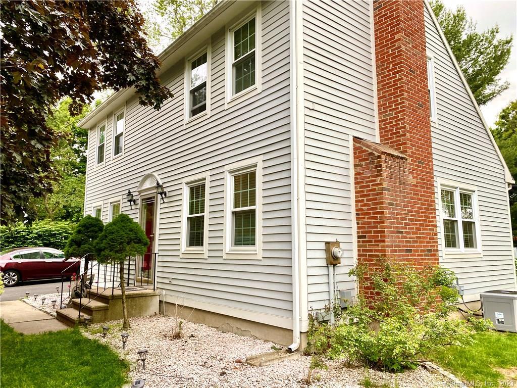 1 Lakewood Drive 1